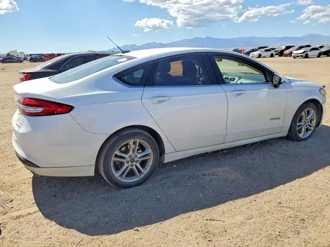 2018 Ford Fusion VIN 3FA6P0LUXJR116317 фото 3