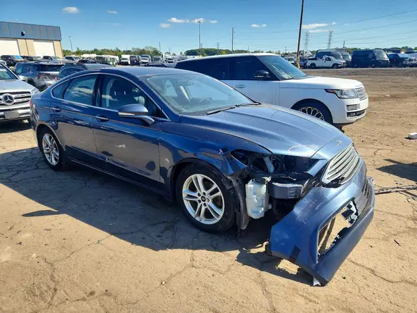3FA6P0HDXJR266792 — 2018 Ford Fusion, фото 4 с аукциона Copart 06.10.2026, Передняя часть