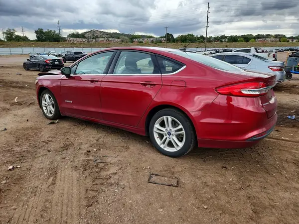 3FA6P0LU3JR173653 — 2018 Ford Fusion, фото 2 с аукциона Copart, Передняя часть