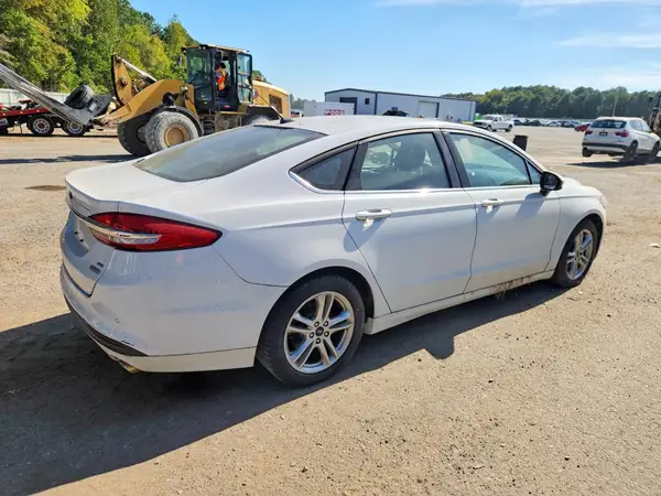 3FA6P0HD7JR238240 — 2018 Ford Fusion, фото 3 с аукциона Copart, Естественный износ