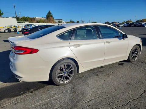 2018 Ford Fusion VIN 3FA6P0H71JR184783 фото 3