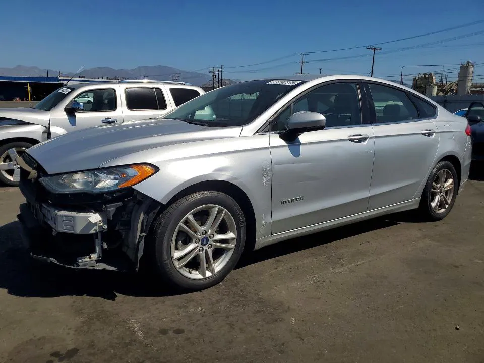 2018 Ford Fusion VIN 3FA6P0UU7JR273575 фото 1