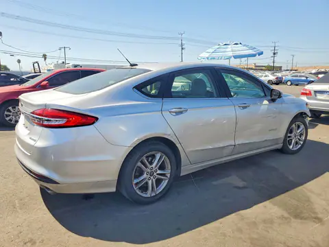 2018 Ford Fusion VIN 3FA6P0UU7JR273575 фото 3
