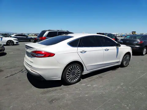 3FA6P0SU3KR232607 — 2019 Ford Fusion, фото 3 с аукциона Copart 14.10.2026, Передняя часть