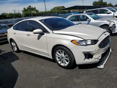 3FA6P0HD5KR178444 — 2019 Ford Fusion, фото 4 с аукциона Copart 13.10.2026, Передняя часть