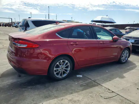 3FA6P0LU6KR242417 — 2019 Ford Fusion, фото 3 с аукциона Copart 30.09.2026, Передняя часть