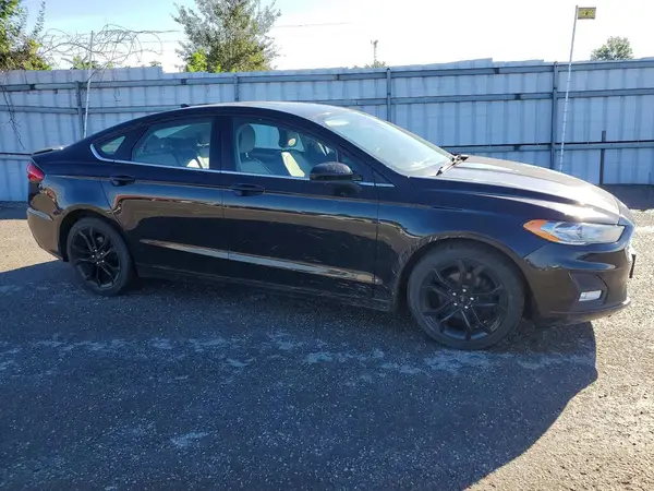 3FA6P0HD7KR122649 — 2019 Ford Fusion, фото 4 с аукциона Copart 30.09.2026, Естественный износ