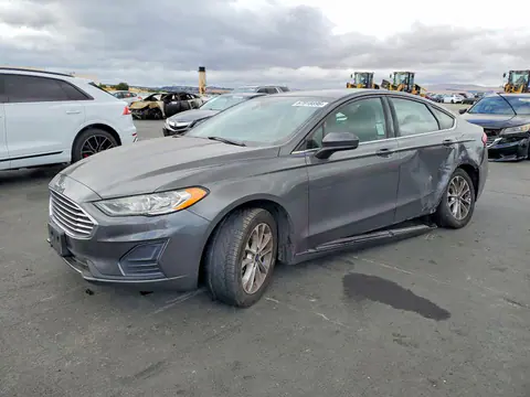 3FA6P0HD5KR115618 — 2019 Ford Fusion, Задняя часть (Rear End), фото до ремонта