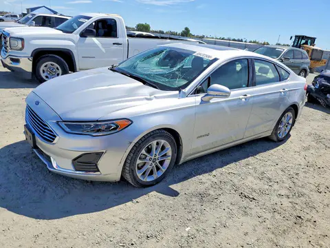 3FA6P0MU2KR235737 — 2019 Ford Fusion, Передняя часть (Front End), фото до ремонта