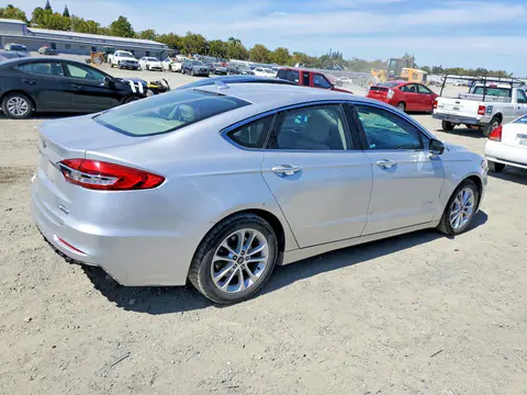 2019 Ford Fusion VIN 3FA6P0MU2KR235737 фото 3