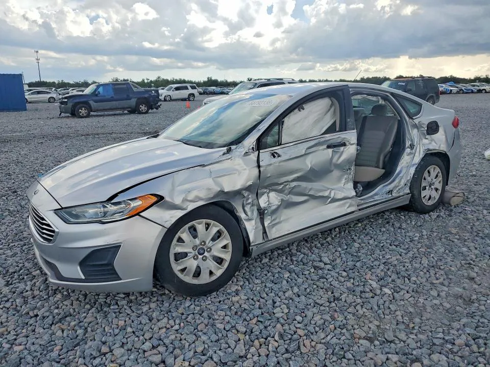 2019 FORD FUSION VIN 3FA6P0G73KR194136 фото 1