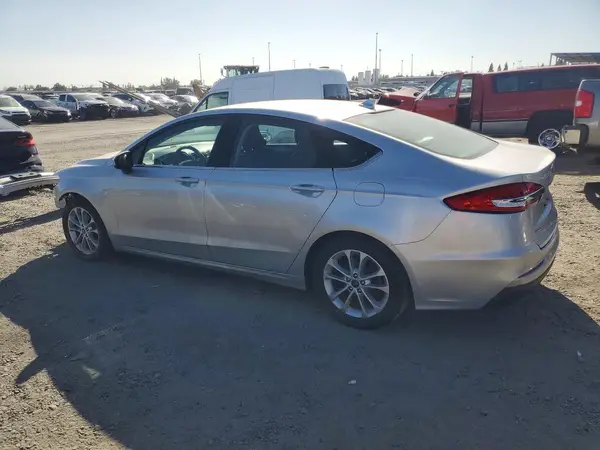 3FA6P0HD8KR201974 — 2019 Ford Fusion, фото 2 с аукциона Copart 29.09.2026, Передняя часть