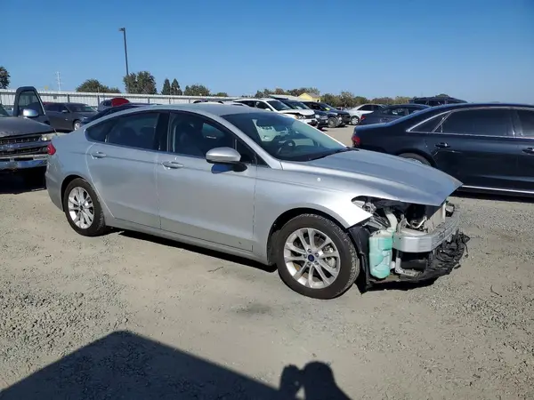 3FA6P0HD8KR201974 — 2019 Ford Fusion, фото 4 с аукциона Copart 29.09.2026, Передняя часть