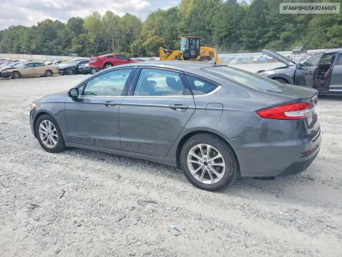 3FA6P0HD5KR246029 — 2019 Ford Fusion, фото 2 с аукциона Copart, Сторона