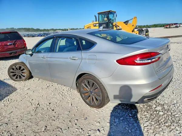 3FA6P0T91KR238321 — 2019 Ford Fusion, фото 2 с аукциона Copart, Передняя часть
