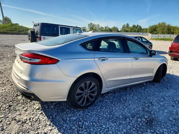 3FA6P0T91KR238321 — 2019 Ford Fusion, фото 3 с аукциона Copart, Передняя часть