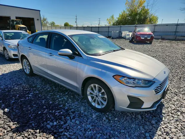 3FA6P0HD8KR168670 — 2019 Ford Fusion, фото 4 с аукциона Copart, Задняя часть