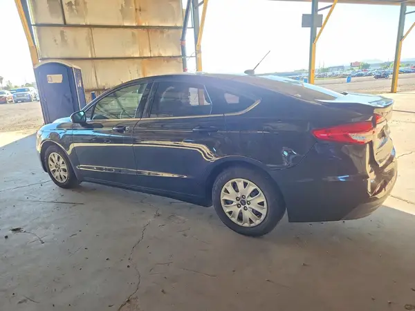 3FA6P0G73KR176820 — 2019 Ford Fusion, фото 2 с аукциона Copart, Задняя часть