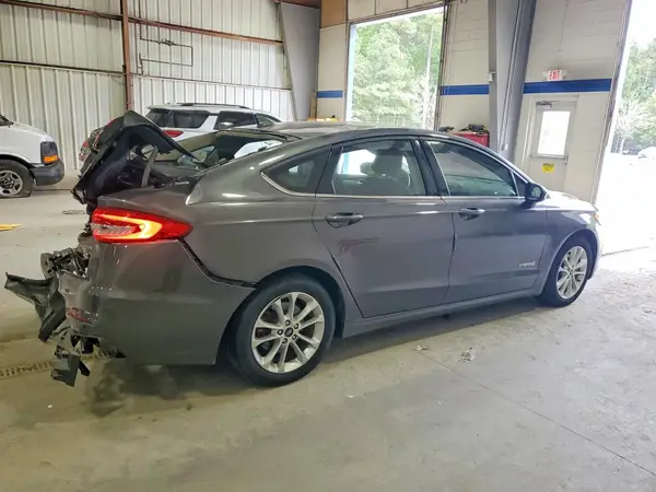 3FA6P0LUXKR281219 — 2019 Ford Fusion, фото 3 с аукциона Copart, Задняя часть