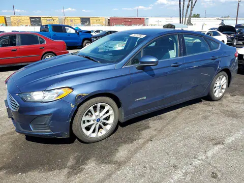 3FA6P0LU5KR174420 — 2019 Ford Fusion, Задняя часть (Rear End), фото до ремонта