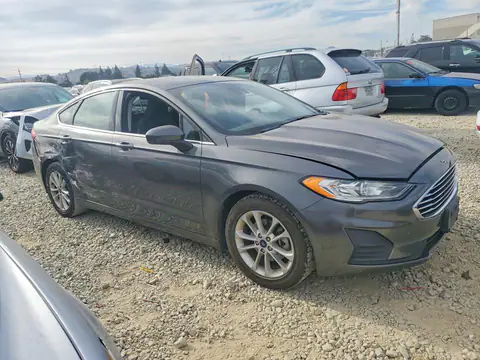 3FA6P0HD1KR135851 — 2019 Ford Fusion, фото 4 с аукциона Copart 13.10.2026, Боковая часть