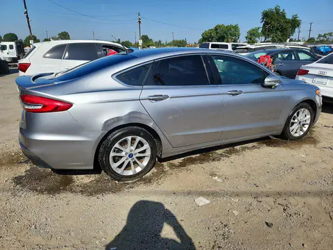 2020 Ford Fusion VIN 3FA6P0SU6LR230318 фото 3