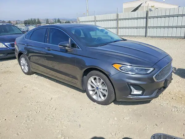 3FA6P0SU5LR171004 — 2020 Ford Fusion, фото 4 с аукциона Copart 29.09.2026, Передняя часть
