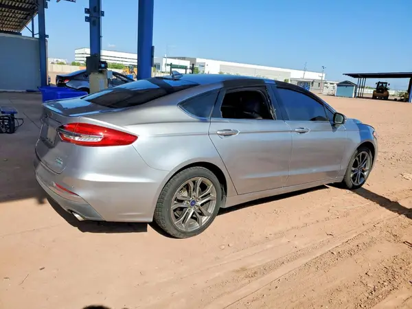3FA6P0CDXLR153113 — 2020 Ford Fusion, фото 3 с аукциона Copart 29.09.2026, Пожар