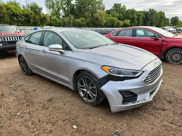 3FA6P0CD2LR175896 — 2020 Ford Fusion, фото 4 с аукциона Copart 14.10.2026, Боковая часть