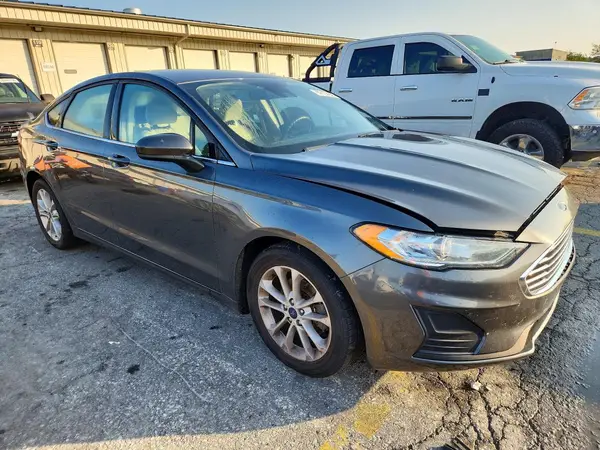 3FA6P0HDXLR135154 — 2020 Ford Fusion, фото 4 с аукциона Copart, Передняя часть