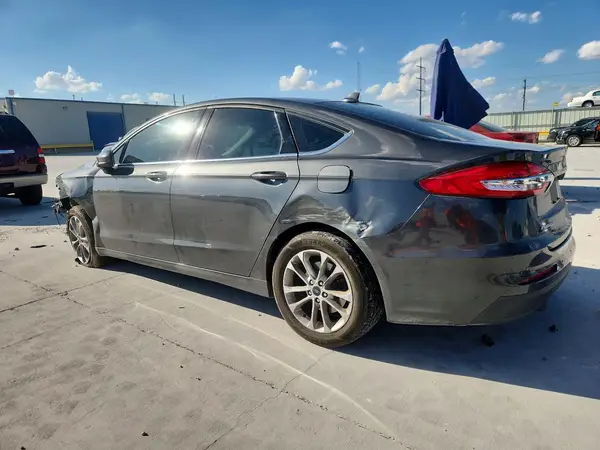 3FA6P0HD9LR230806 — 2020 Ford Fusion, фото 2 с аукциона Copart 05.10.2026, Передняя часть