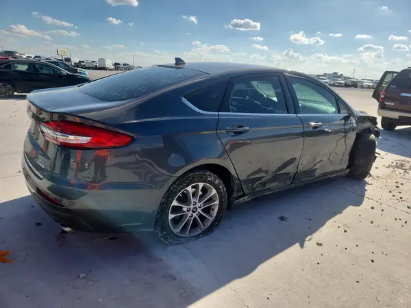 3FA6P0HD9LR230806 — 2020 Ford Fusion, фото 3 с аукциона Copart 05.10.2026, Передняя часть