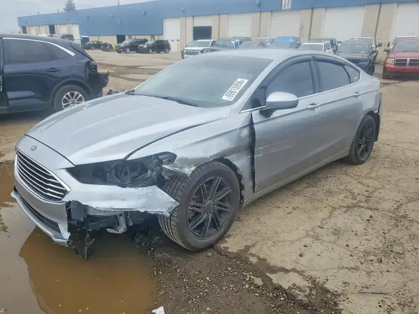 3FA6P0HD7LR140960 — 2020 Ford Fusion, Передняя часть (Front End), фото до ремонта