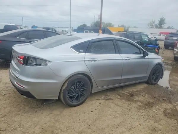 3FA6P0HD7LR140960 — 2020 Ford Fusion, фото 3 с аукциона Copart 09.10.2026, Передняя часть