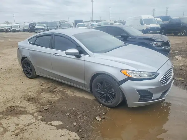 3FA6P0HD7LR140960 — 2020 Ford Fusion, фото 4 с аукциона Copart 09.10.2026, Передняя часть
