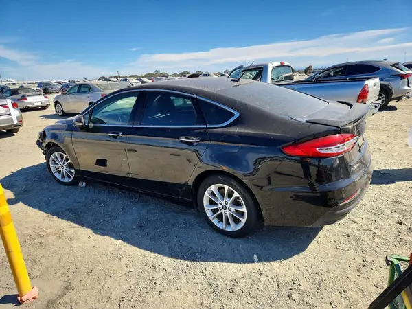 3FA6P0SU4LR132629 — 2020 Ford Fusion, фото 2 с аукциона Copart 29.09.2026, Передняя часть