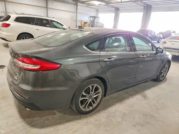 3FA6P0CD8LR115458 — 2020 Ford Fusion, фото 3 с аукциона Copart, Мелкие вмятины и царапины