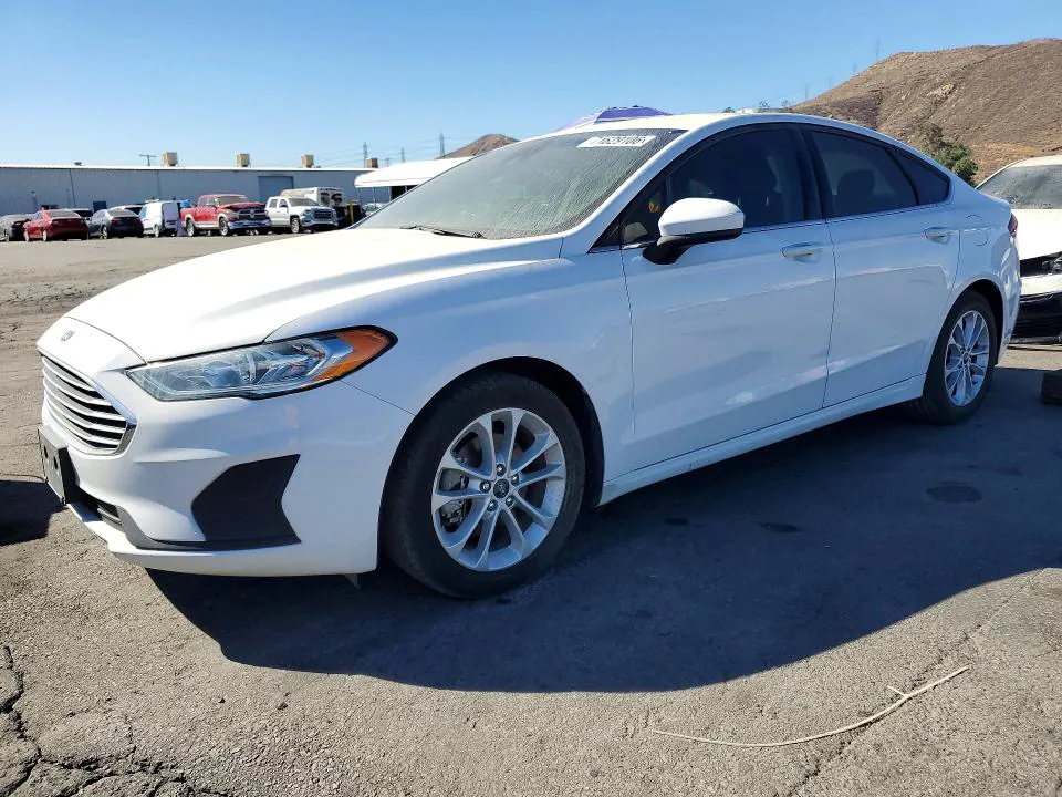 2020 Ford Fusion VIN 3FA6P0HD7LR253548 фото 1