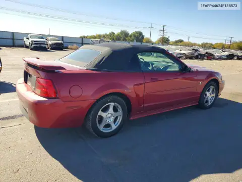 1FAFP44624F188573 — 2004 Ford Mustang, фото 3 с аукциона Copart, Передняя часть