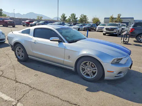 2014 Ford Mustang VIN 1ZVBP8AM9E5204923 фото 4