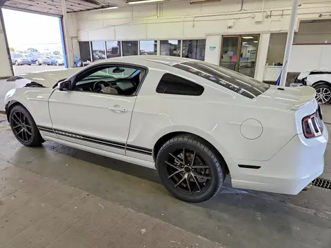 2014 Ford Mustang VIN 1ZVBP8AM0E5292695 фото 2