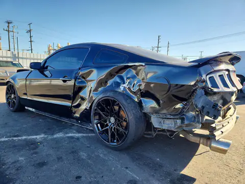 1ZVBP8AM3E5201614 — 2014 Ford Mustang, фото 2 с аукциона Copart 30.09.2026, Механические повреждения