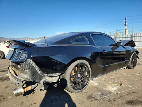 1ZVBP8AM3E5201614 — 2014 Ford Mustang, фото 3 с аукциона Copart 30.09.2026, Механические повреждения