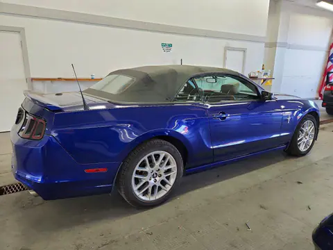 2014 Ford Mustang VIN 1ZVBP8EMXE5247791 фото 3