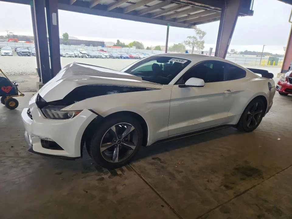2015 Ford Mustang VIN 1FA6P8AM0F5311595 фото 1