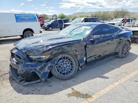 1FA6P8CF8G5323266 — 2016 Ford Mustang, Передняя часть (Front End), фото до ремонта