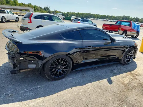 1FA6P8CF7G5334288 — 2016 Ford Mustang, фото 3 с аукциона Copart, Разукомплектован