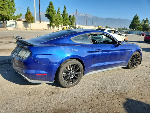 1FA6P8CF4G5256732 — 2016 Ford Mustang, фото 3 с аукциона Copart, Передняя часть