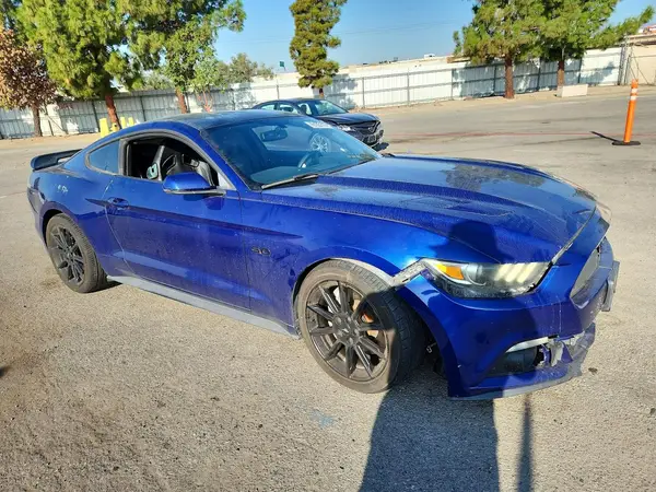 1FA6P8CF4G5256732 — 2016 Ford Mustang, фото 4 с аукциона Copart, Передняя часть