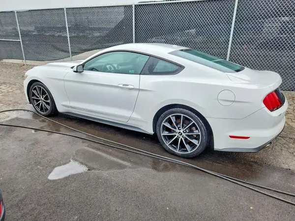 2017 FORD MUSTANG VIN 1FA6P8TH5H5240719 фото 2